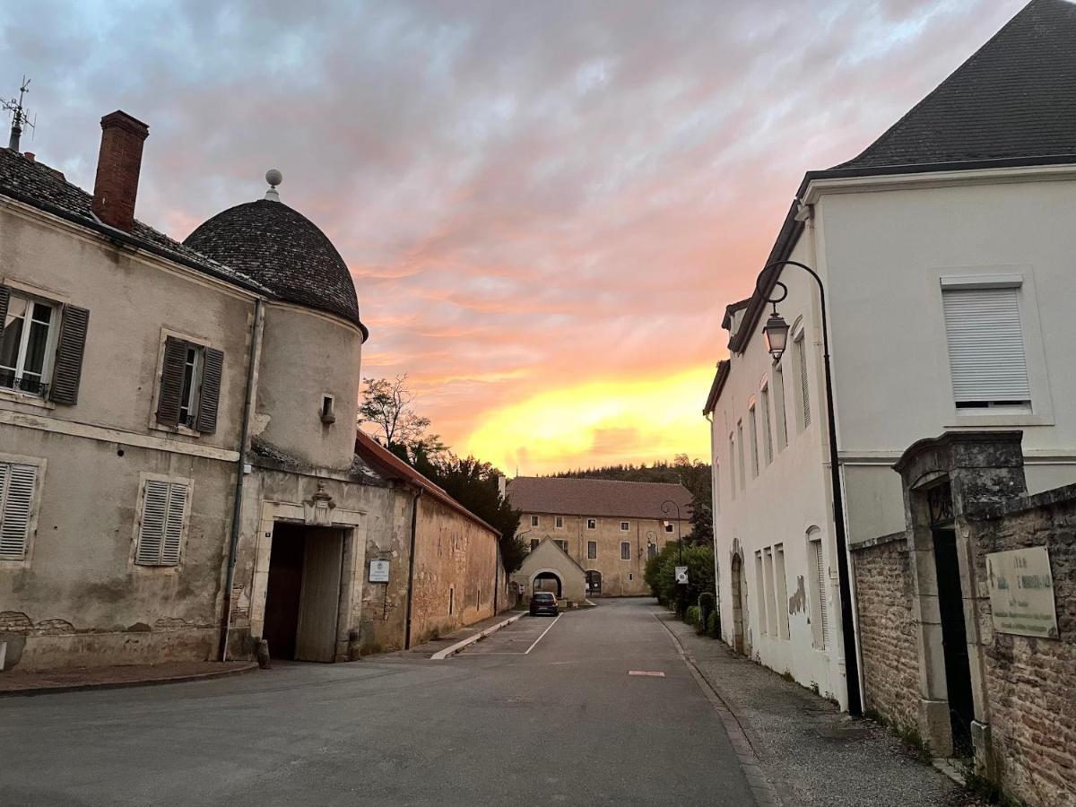 Le Clos De Miribel Гиври Экстерьер фото